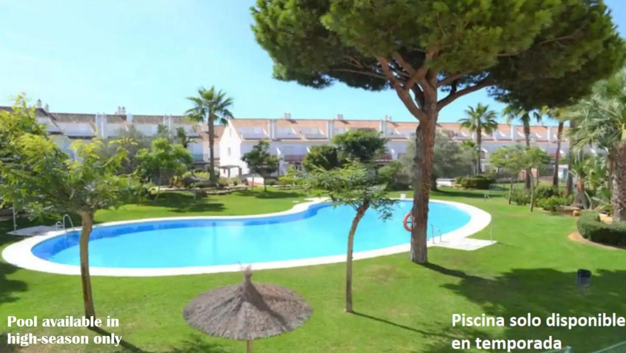 Villa Casa De Lujo En La Playa Frente Al Campo De Golf El Portil Esterno foto