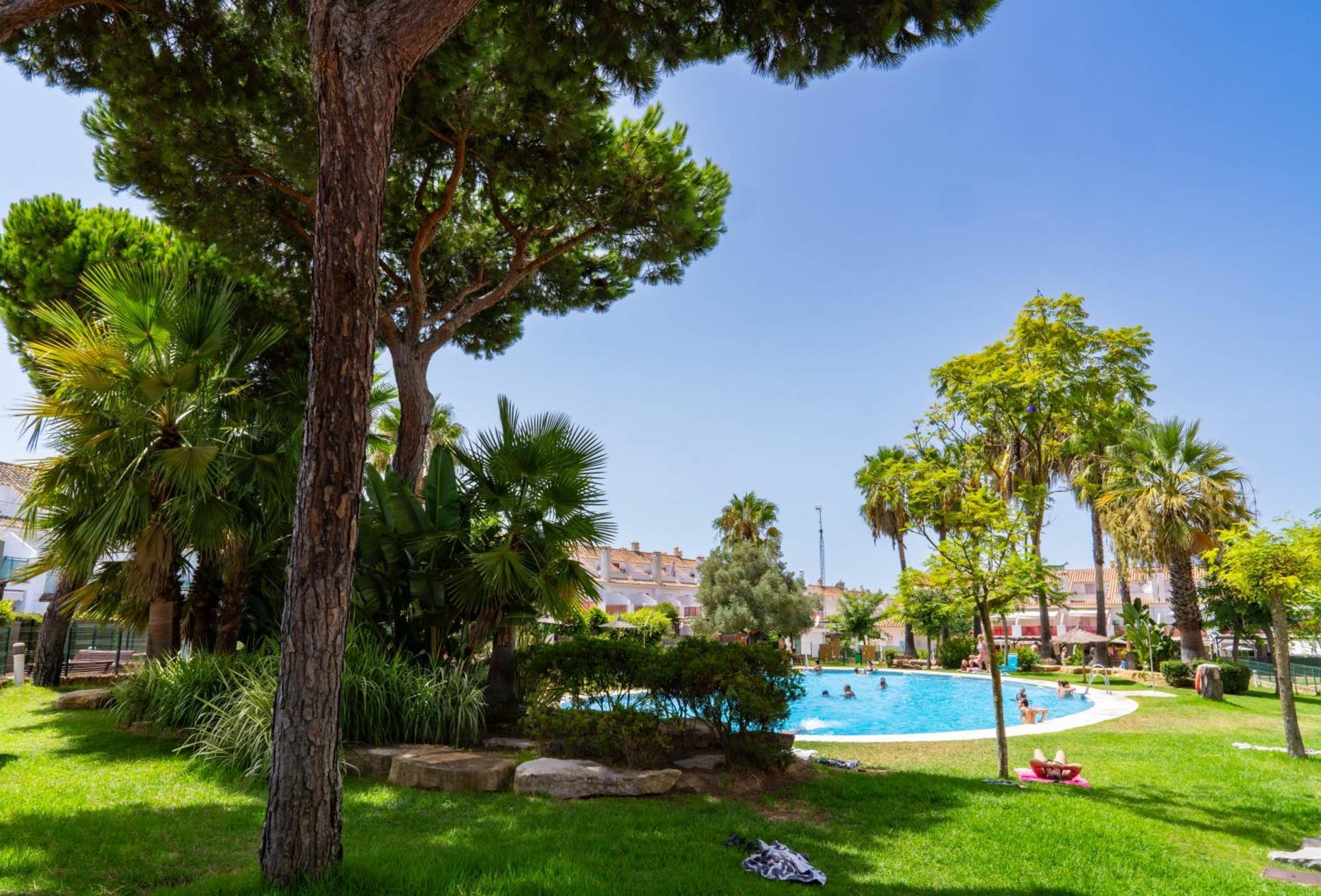 Villa Casa De Lujo En La Playa Frente Al Campo De Golf El Portil Esterno foto